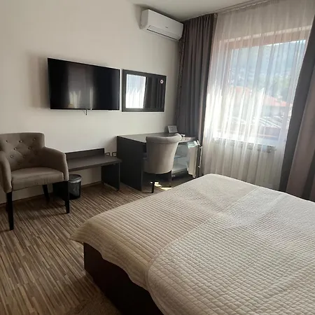 Divan Hotel SJJ