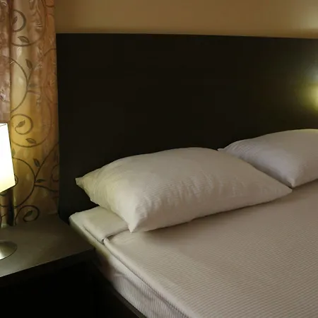 Divan Hotel SJJ